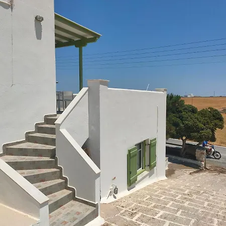 Paros *